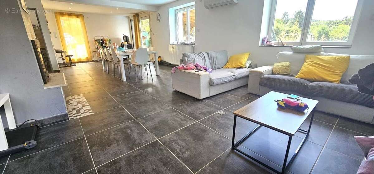 Maison à SAINT-JEAN-LE-VIEUX