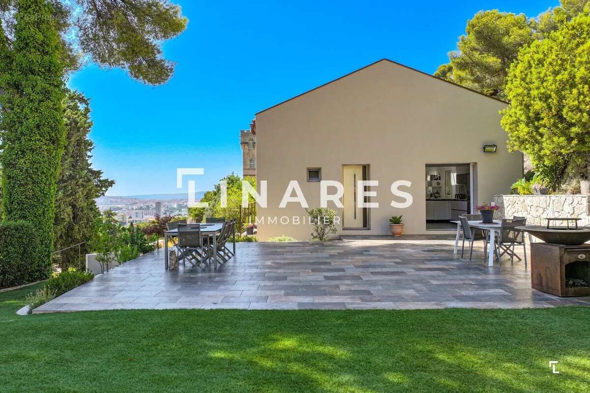 Maison à MARSEILLE-9E