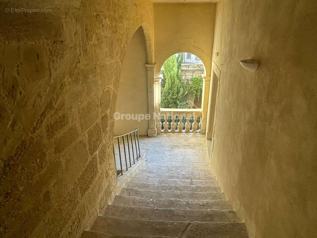 Appartement à TARASCON