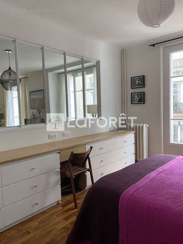 Appartement à PARIS-14E