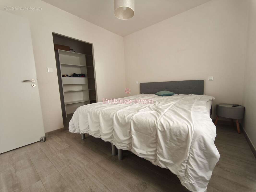 Maison à SAINT-MARTIN-DES-NOYERS