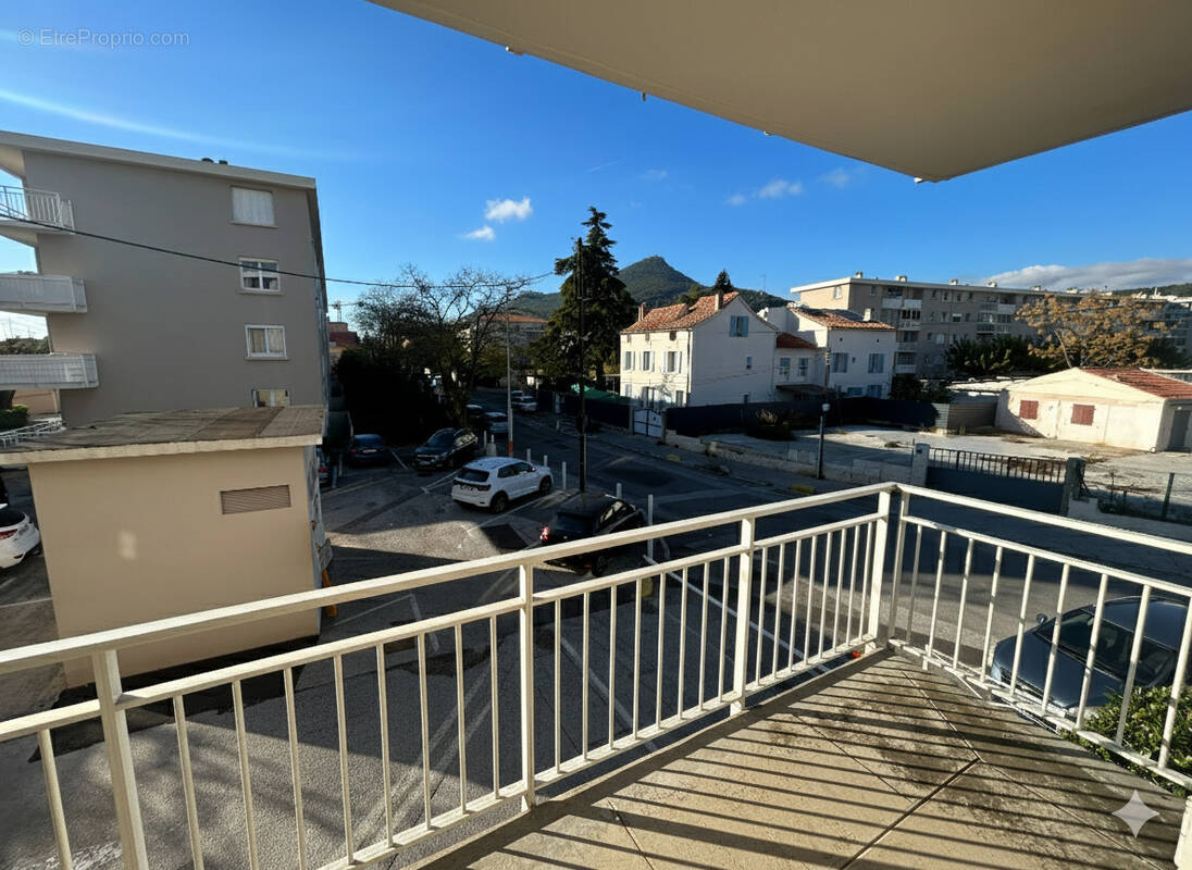 Appartement à LA VALETTE-DU-VAR