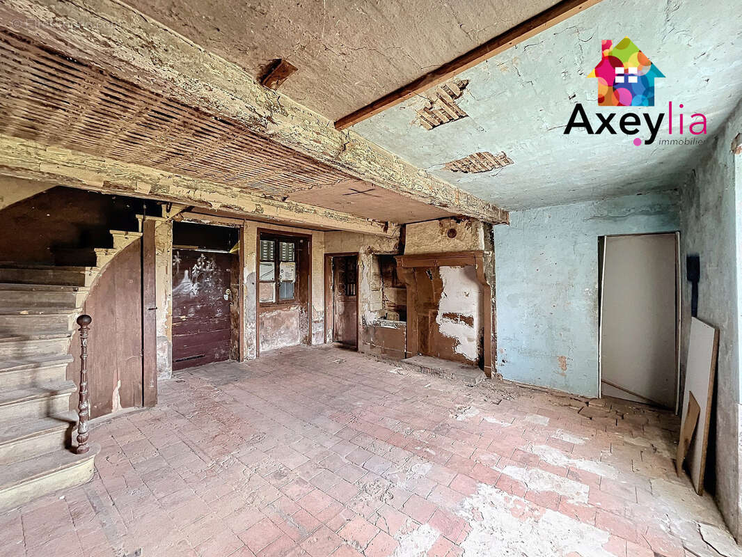 Appartement à CHARLIEU