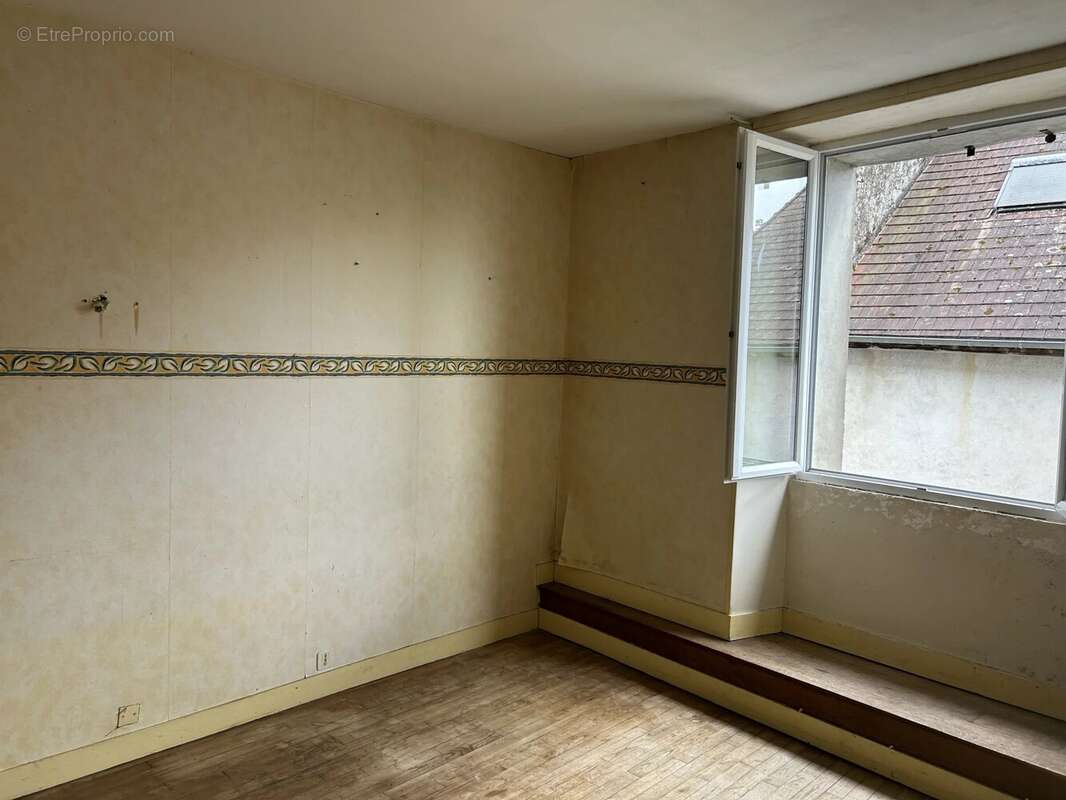 Maison de village avec 3 chambres - photo 10