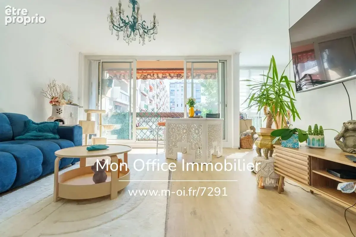 Référence : 7291-MCO - Appartement 4 pièces avec terrasse au 2 ème étage avec terrasse cave  et place de parking privative - photo 2
