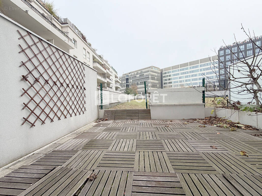 Appartement à MONTROUGE