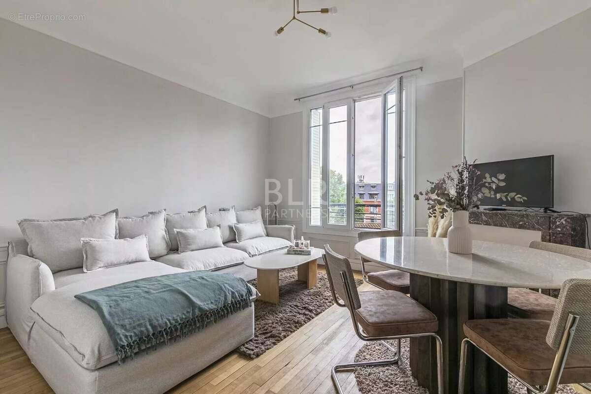 Appartement à ASNIERES-SUR-SEINE
