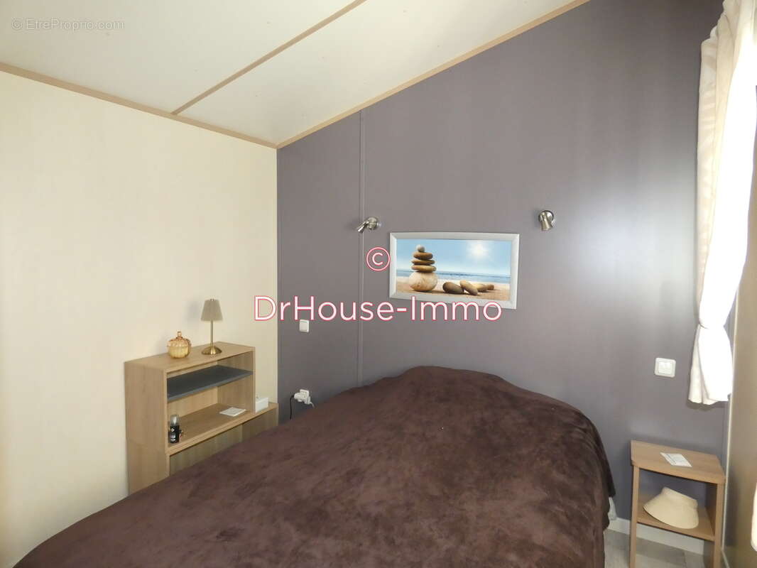 Terrain à SAINTE-GEMME