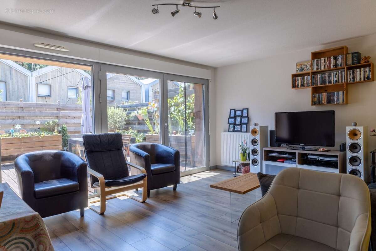 Maison 84 m² à Blanquefort  - photo 4