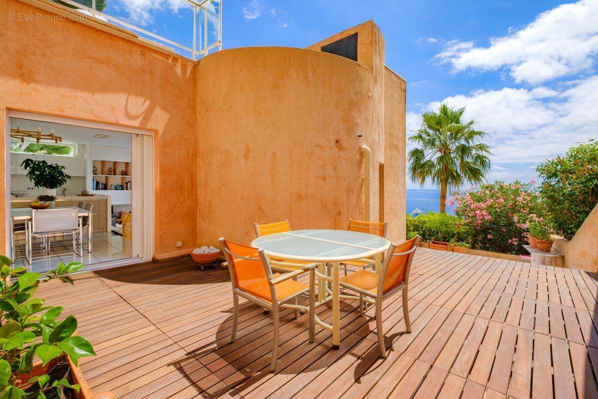 Maison à EZE