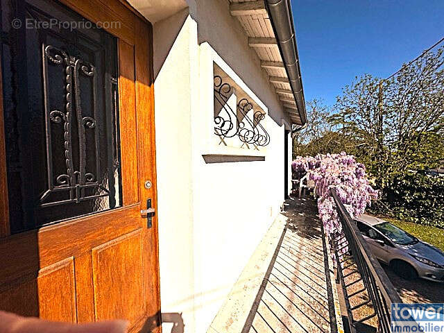 Maison à VILLATE