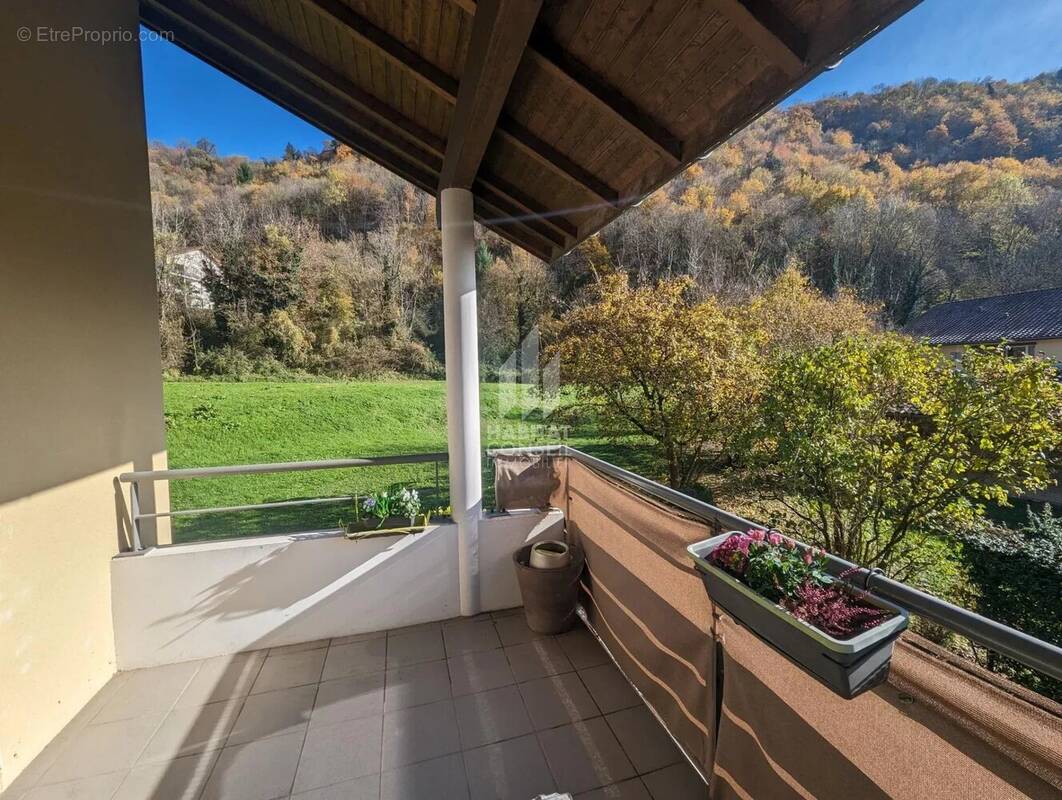 Appartement à TENCIN