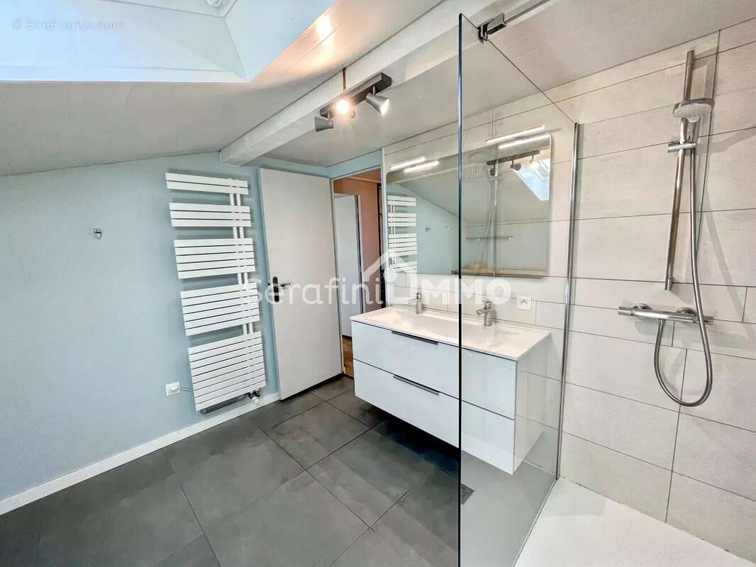 Appartement à ANNECY-LE-VIEUX