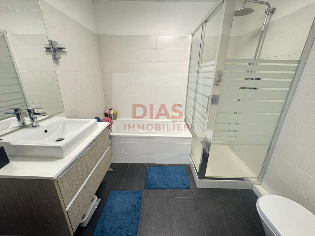 Appartement à PONTAULT-COMBAULT