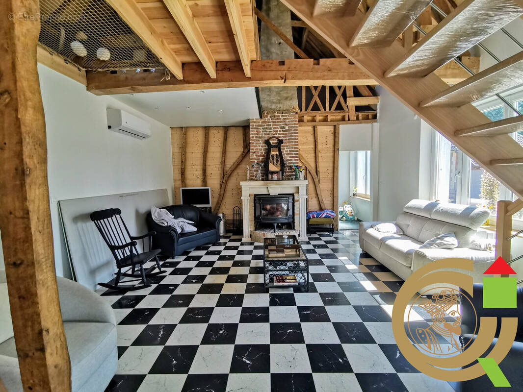 Maison à HOUVIN-HOUVIGNEUL