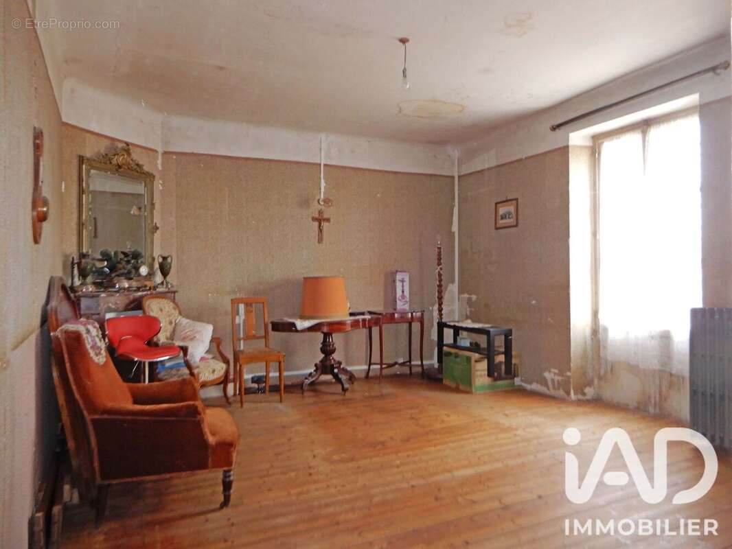 Maison 106 m² à Villermain  - photo 8