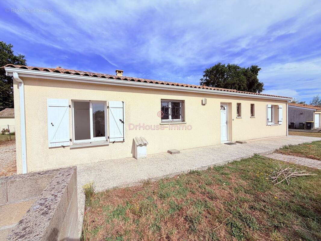 Maison à VERTHEUIL
