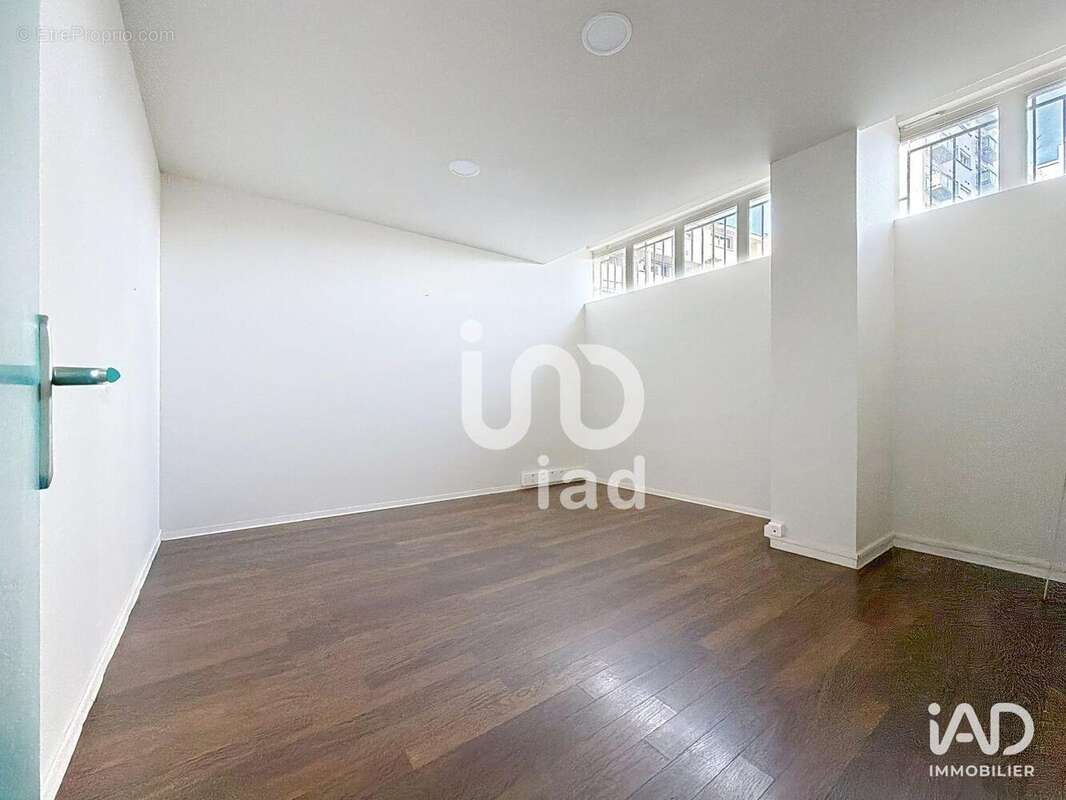 Photo 4 - Commerce à TARBES