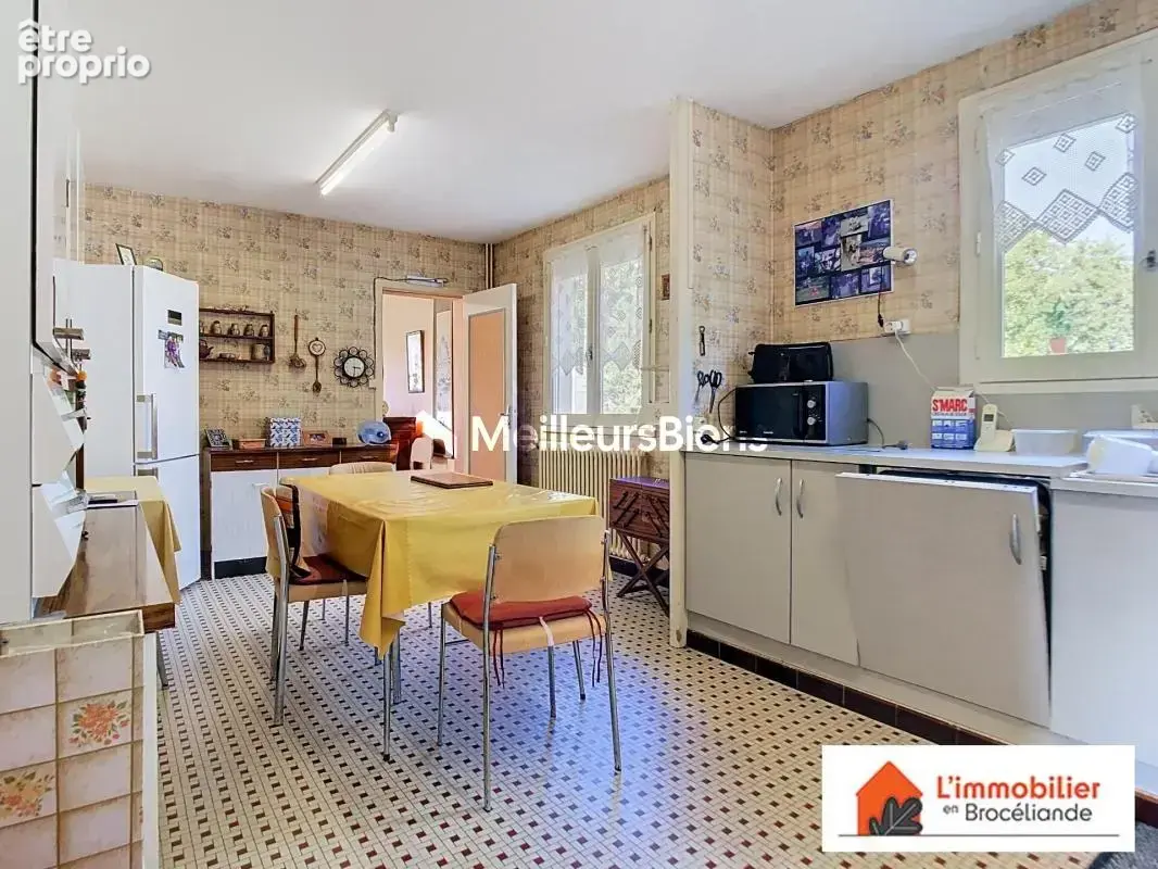 Guer – secteur bellevue  belle maison familiale avec ascenseur, sous-sol complet et terrain de près de 1 000m² - photo 6