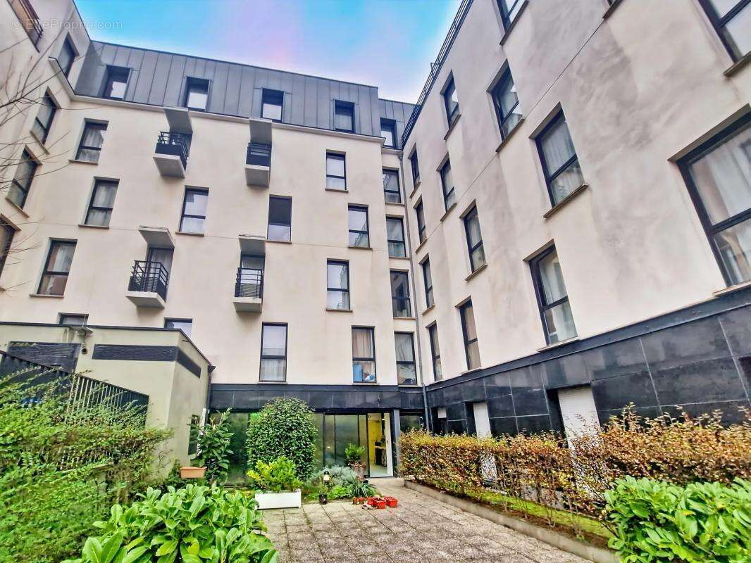 Appartement à ASNIERES-SUR-SEINE