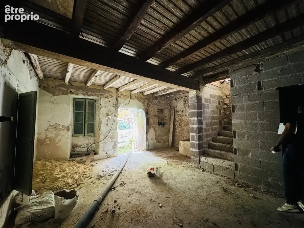 Maison 5 pièces 251 m² à vendre à Villars (84400) - photo 6