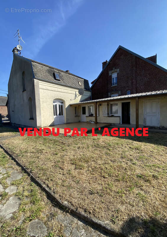 Maison à FONTAINE-AU-PIRE