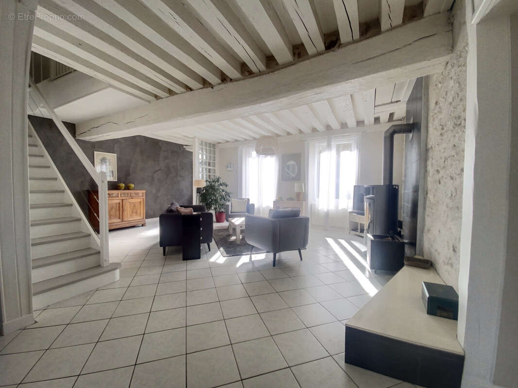 Maison à MEUNG-SUR-LOIRE