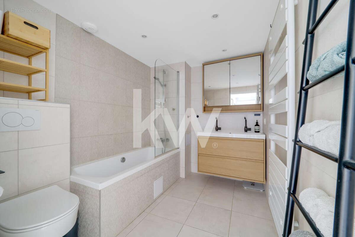 Appartement à ISSY-LES-MOULINEAUX