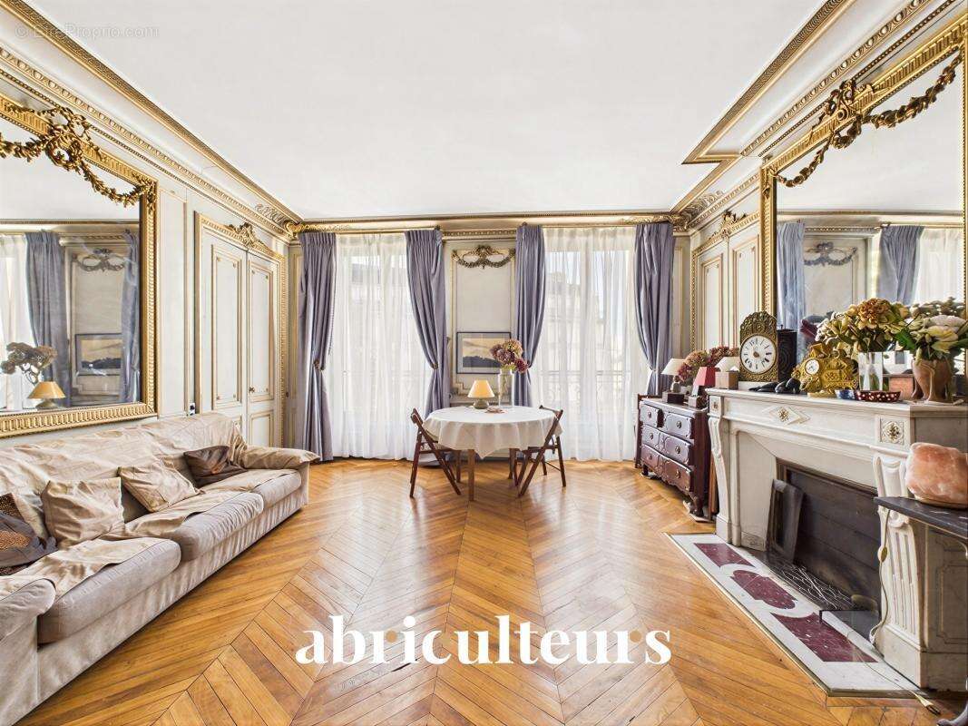 Vaste appartement de charme,  Élégance parisienne – 130 m², 5 pièces - Paris 10 (Porte Saint-Denis) - photo 3
