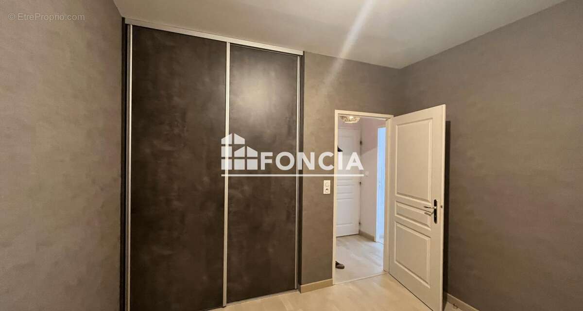 T2 récent  44 m2 en attique Résidence Dôme Impérial - photo 4