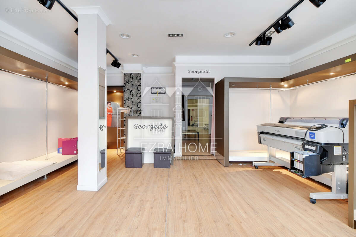 Commerce à PARIS-10E