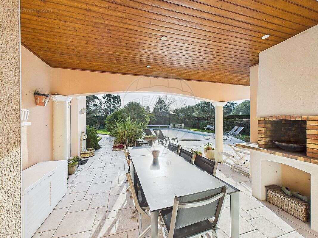 Maison à LES MATHES