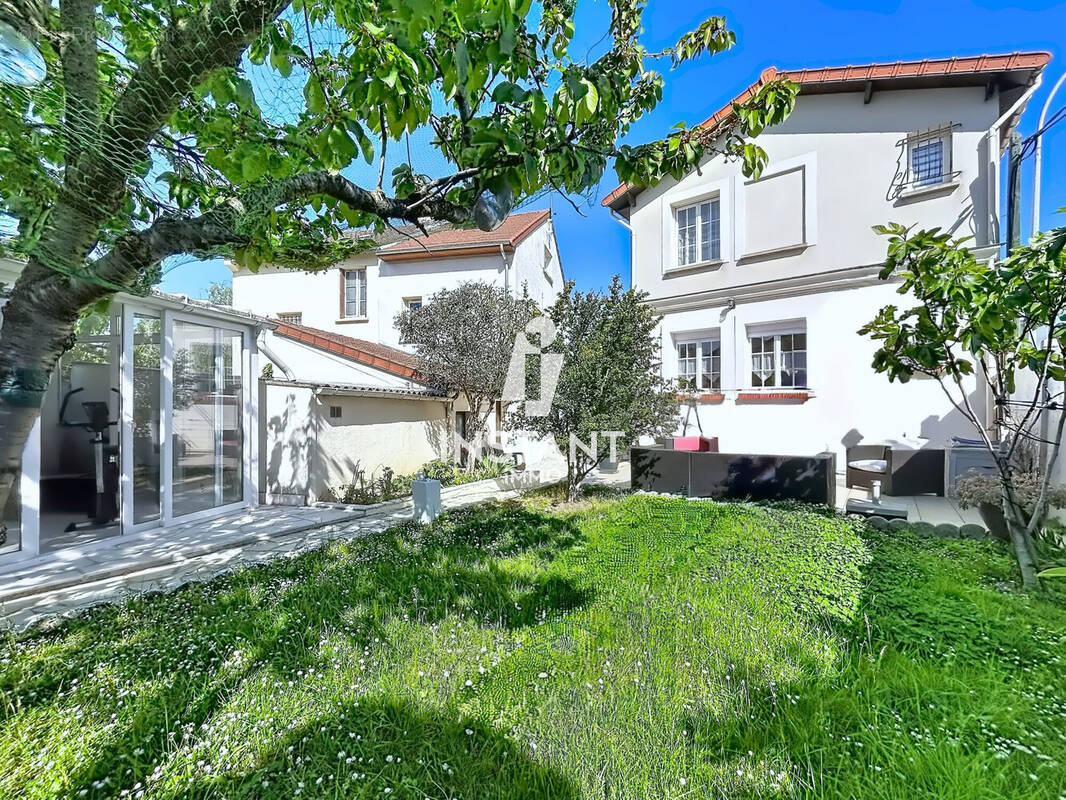 Maison à CRETEIL