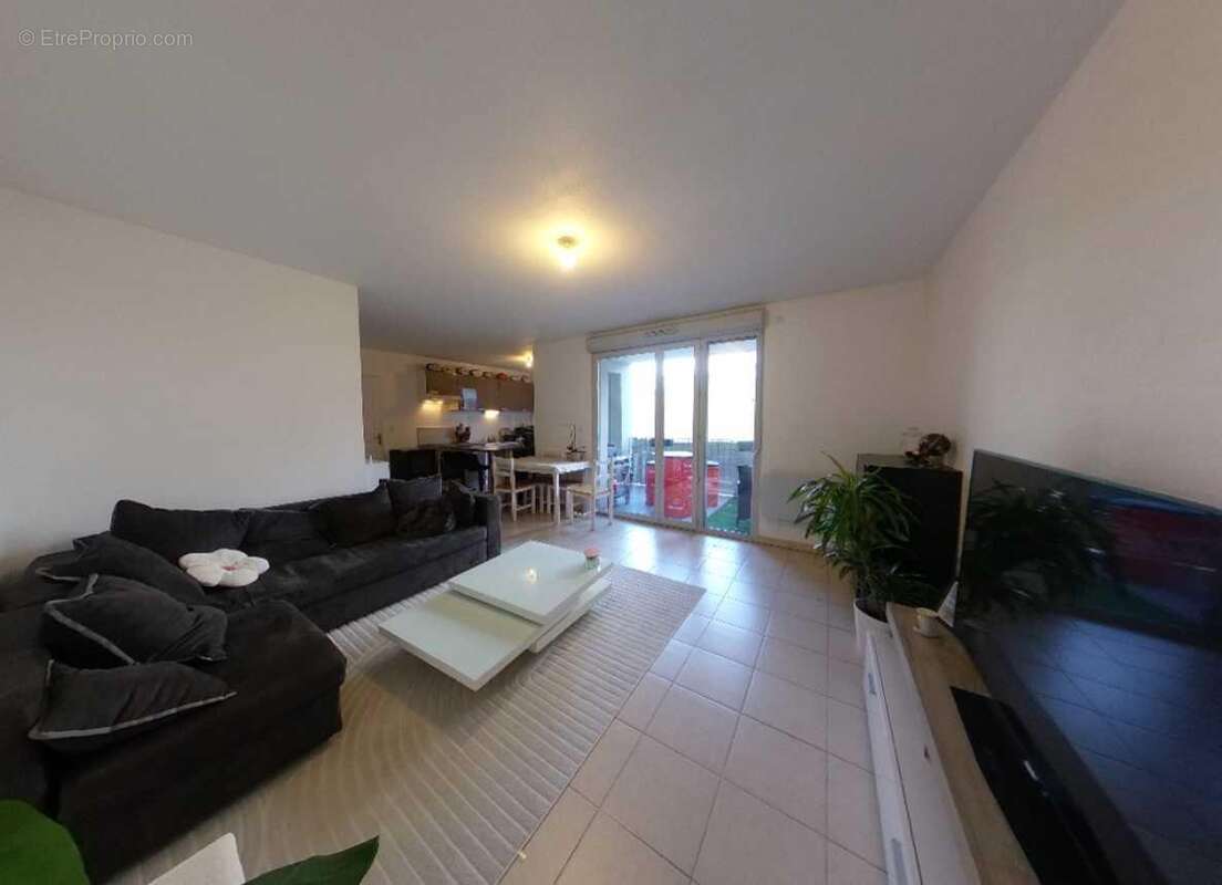   - Appartement à TOULOUSE