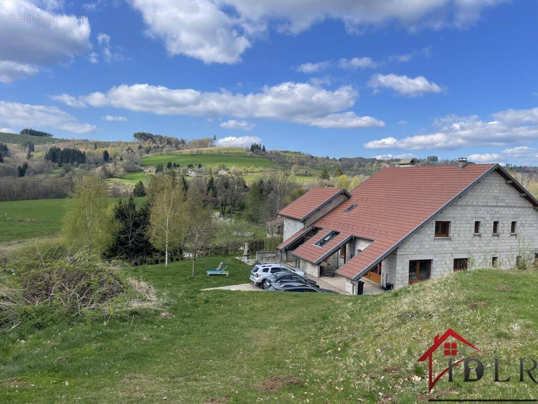 Maison à LA MONTAGNE