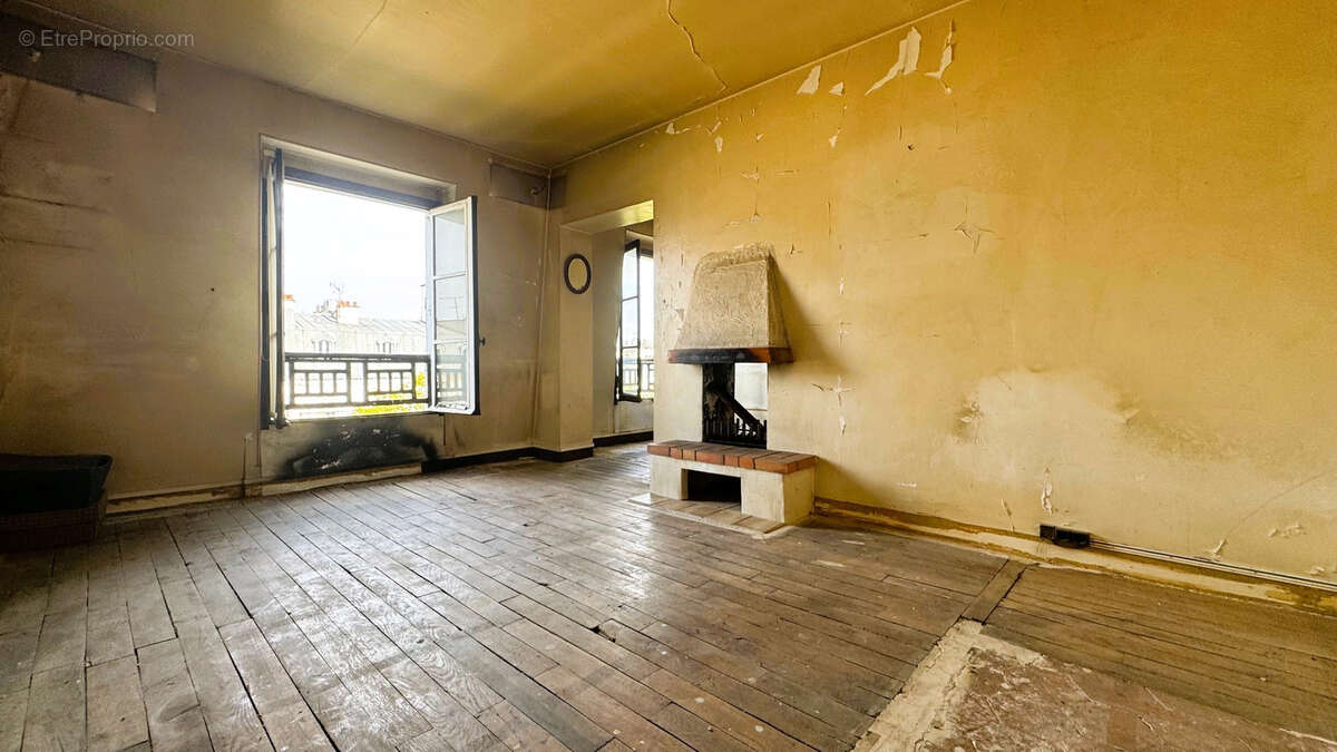 Appartement à PARIS-11E