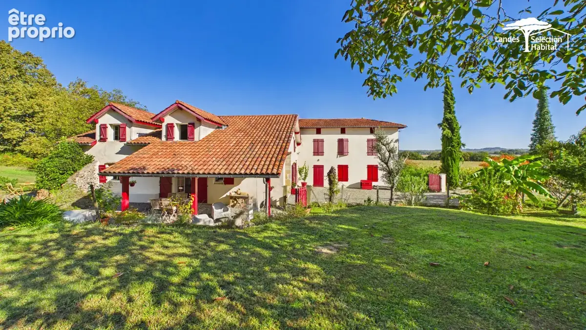 Maison de caractère au calme absolu sur 2,4 hectares  Bâtisse de 1810 rénovée avec soin - photo 2