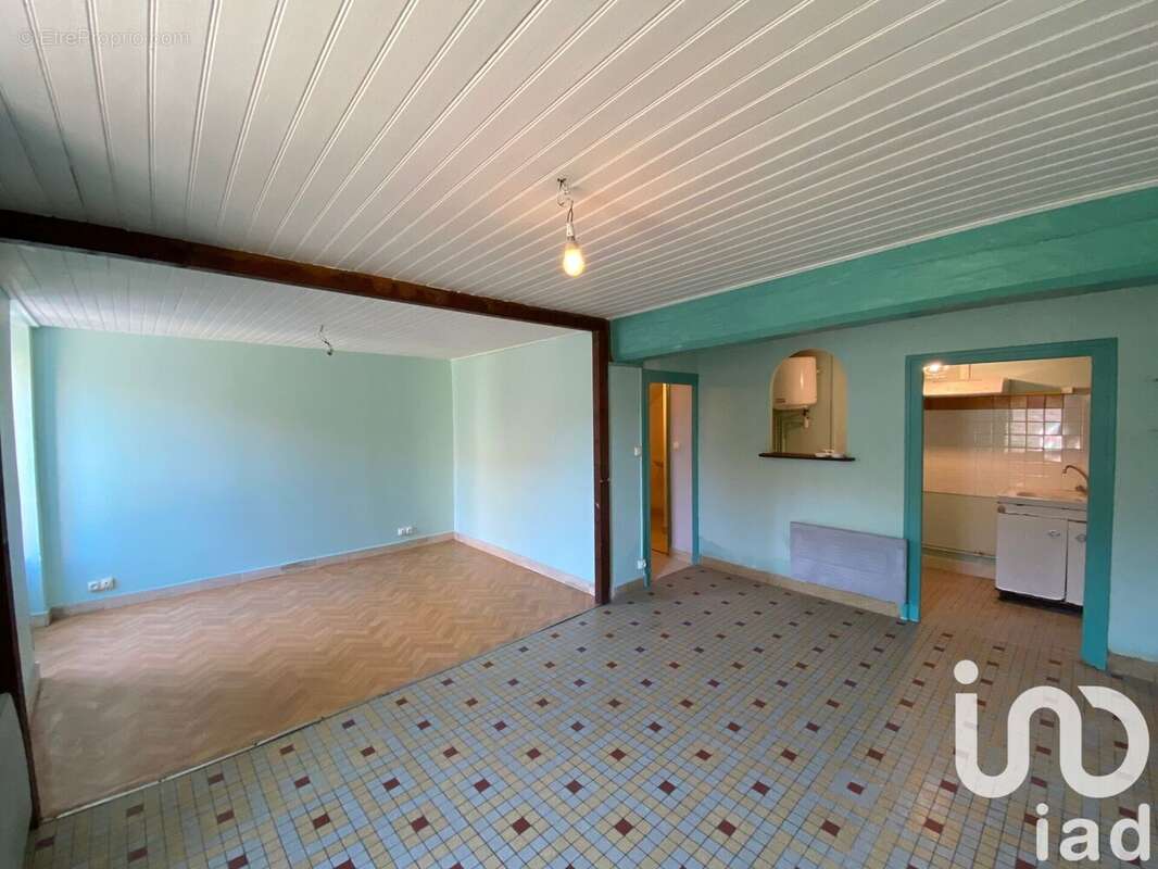 Photo 2 - Maison à AVAILLES-LIMOUZINE