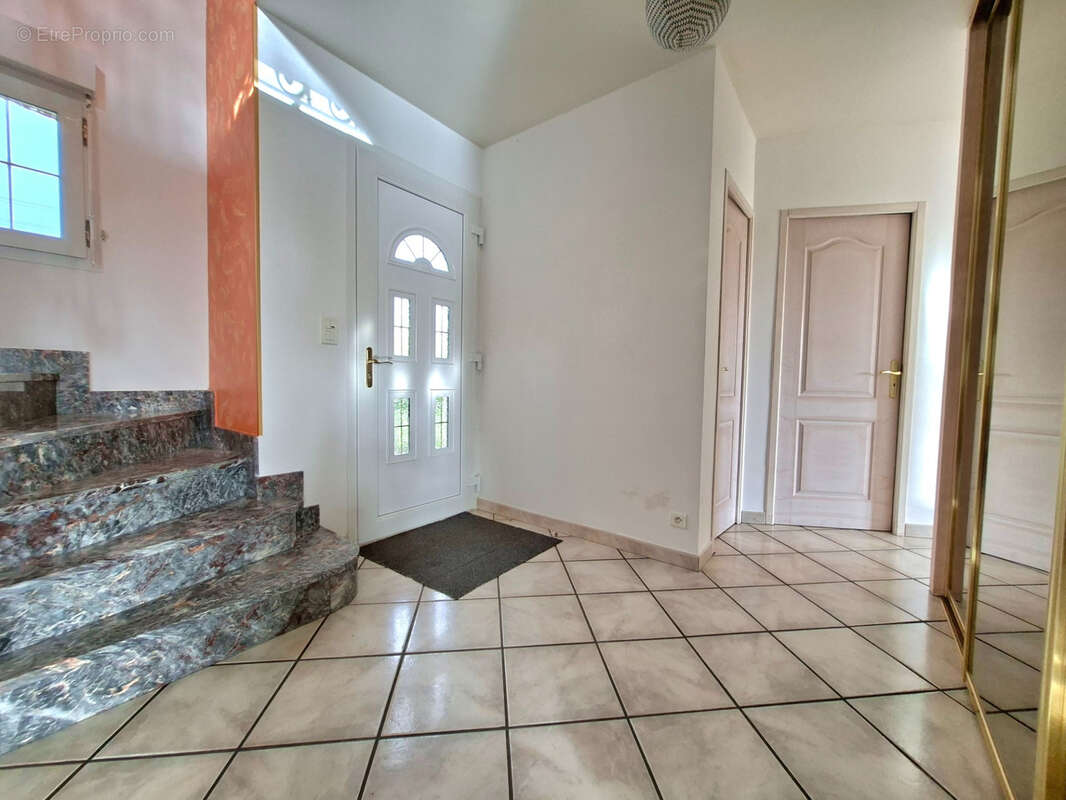 Maison à SAINT-NICOLAS-D'ALIERMONT