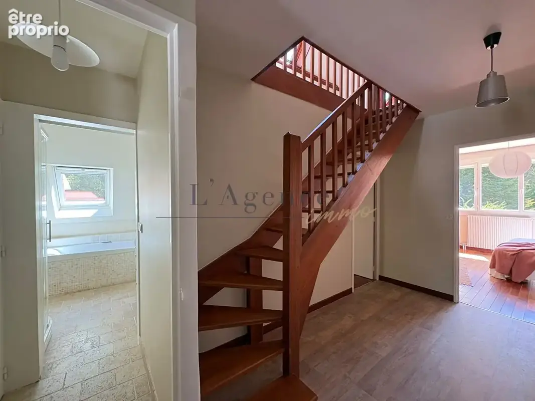 Maison Parc des Aigles  150m² - photo 12