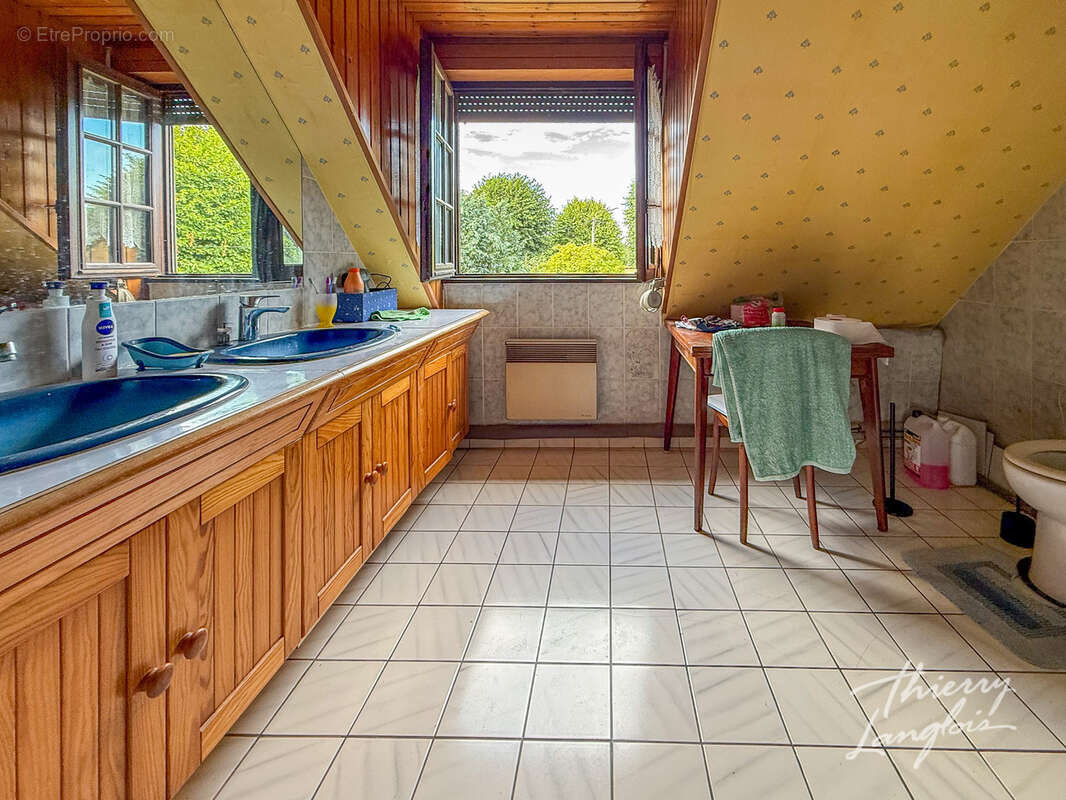 Maison à SAINGHIN-EN-MELANTOIS