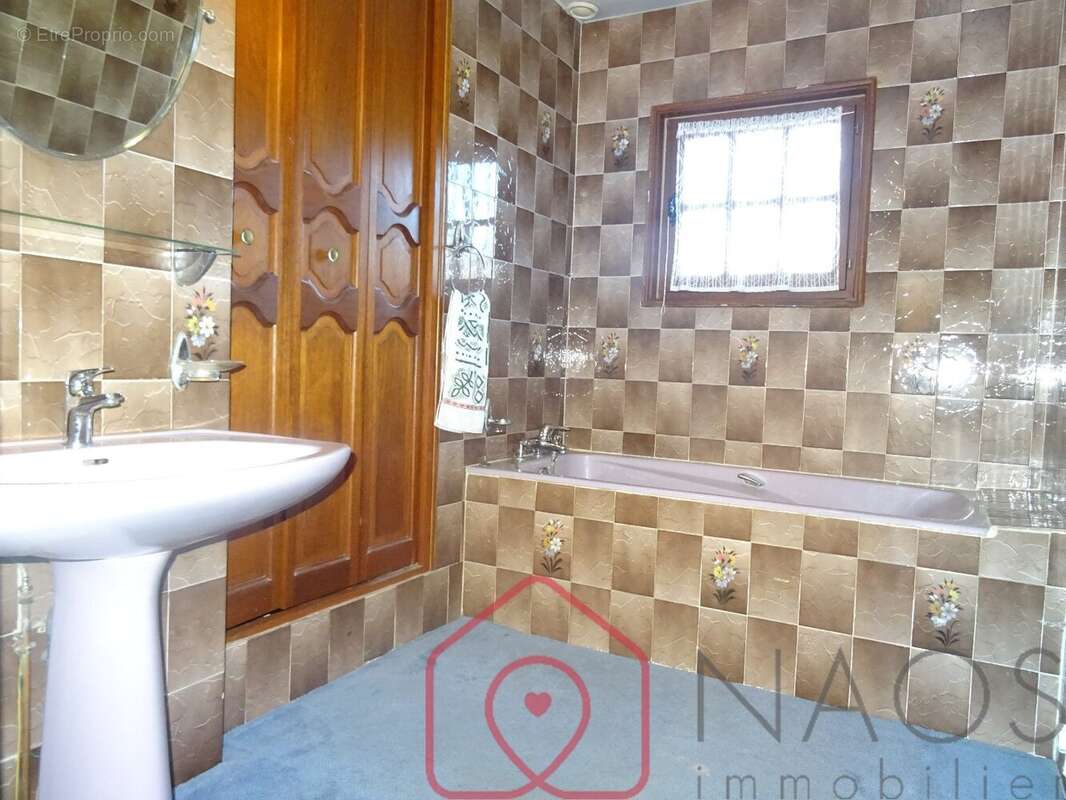 Maison à AUBIGNY-SUR-NERE