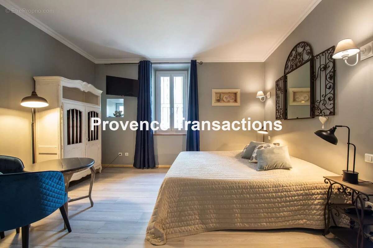 Commerce à GIGONDAS