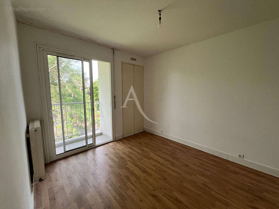 A VENDRE - EXCLUSIVITE - CHALLANS - Appartement - proximite grande surface - 3 pièces - 68 m² - photo 7