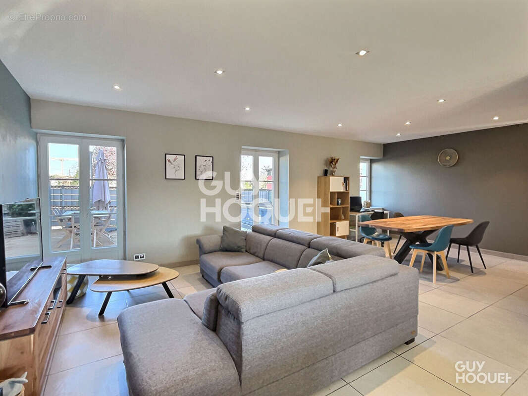 Appartement à CRAPONNE