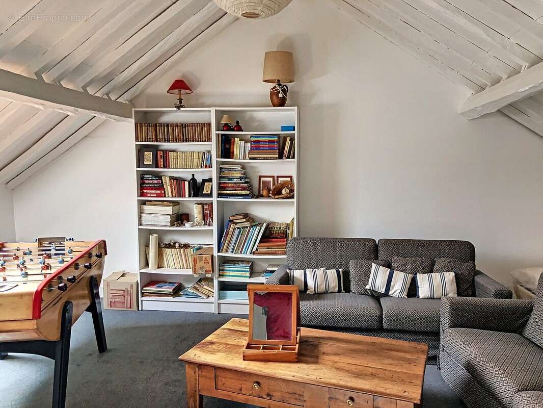 Maison à COURDIMANCHE