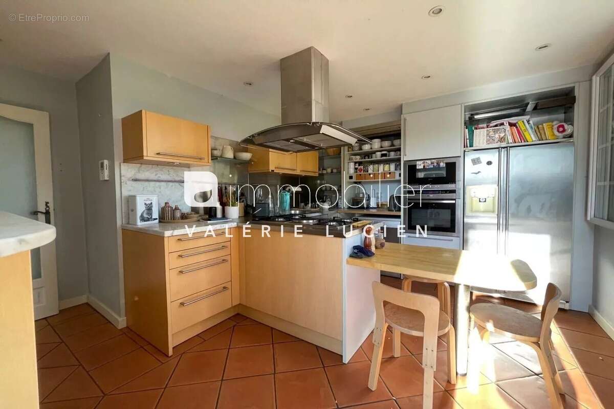 Maison à FONTVIEILLE