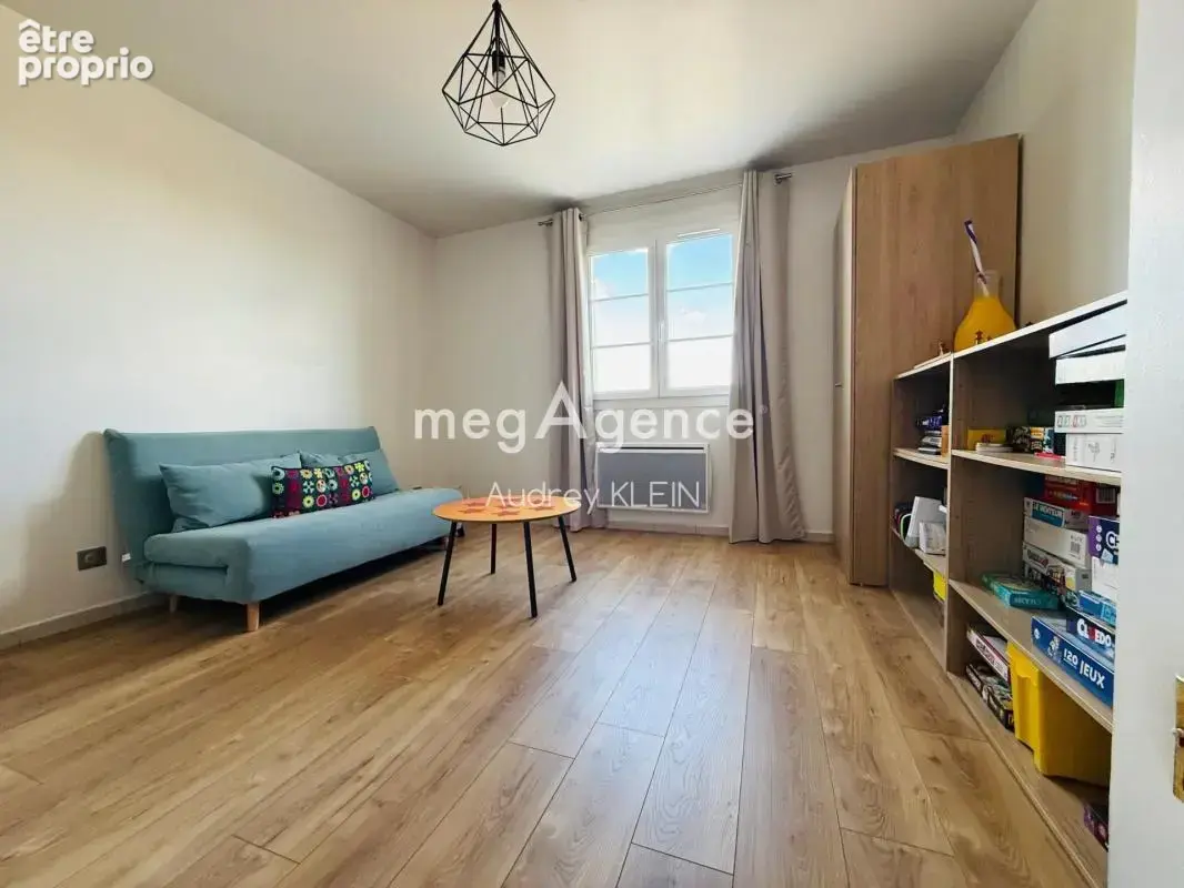 Spacieuse maison familiale avec piscine et double garage - photo 14