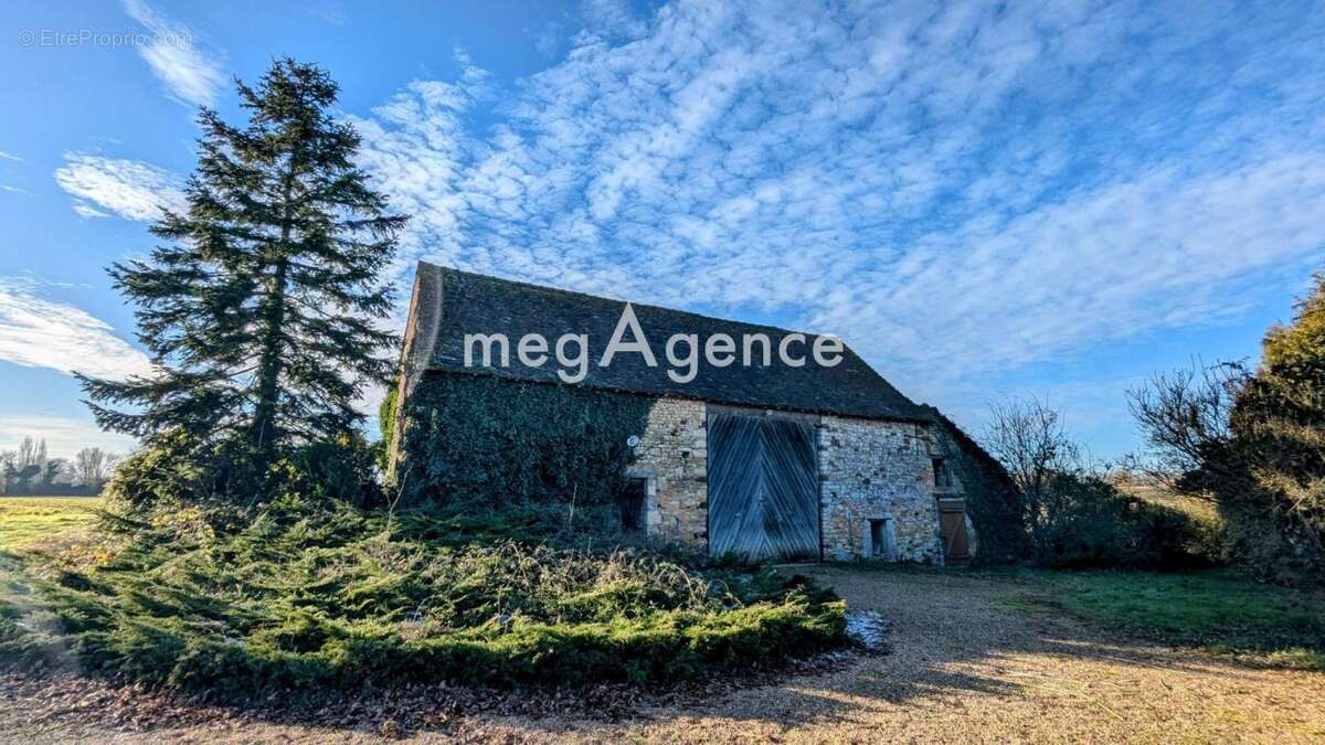 Maison à SOULIGNE-FLACE