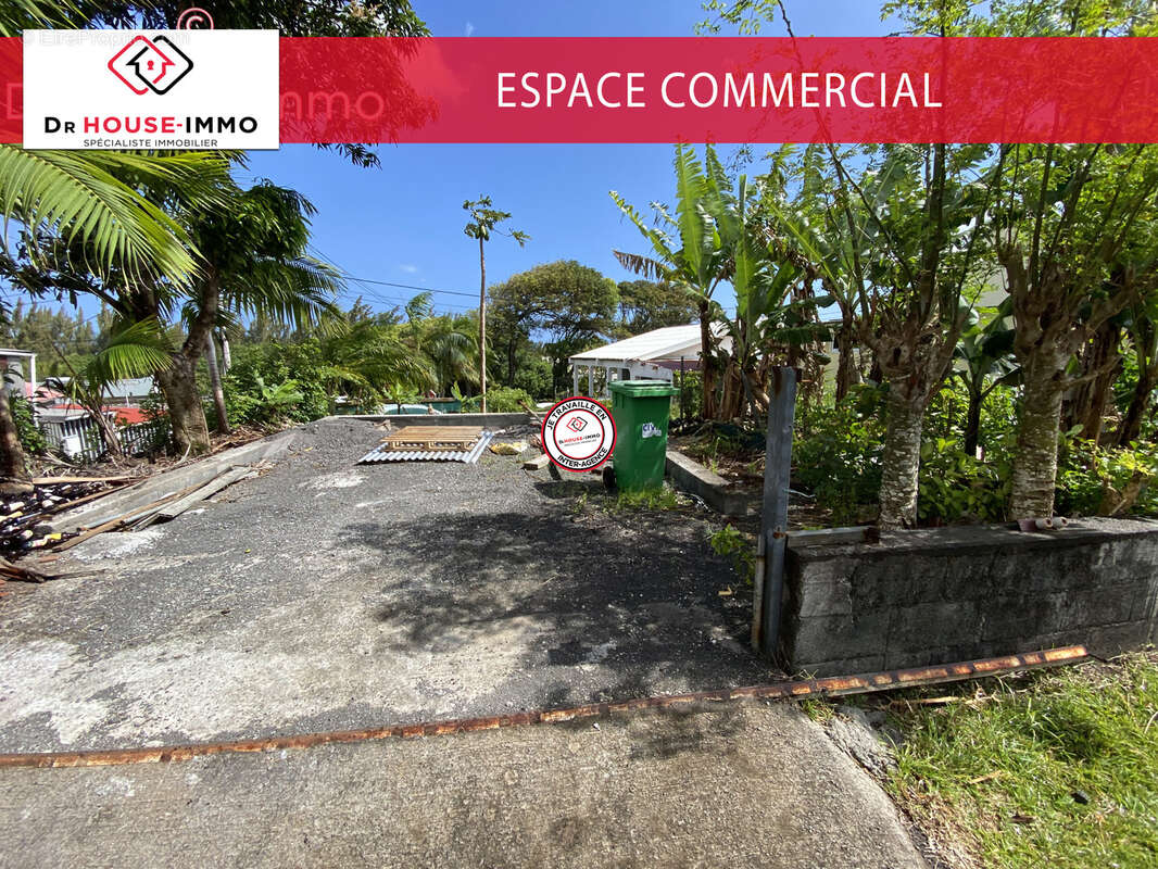 Commerce à SAINT-PHILIPPE